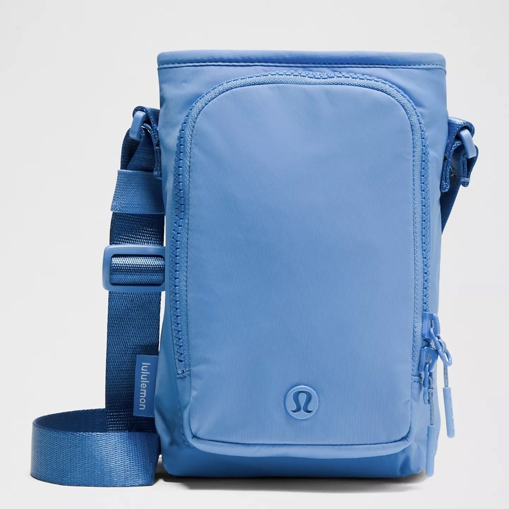 luluLemon Water Bottle Crossbody with Front Pocket 2L Pool Party Color NWT